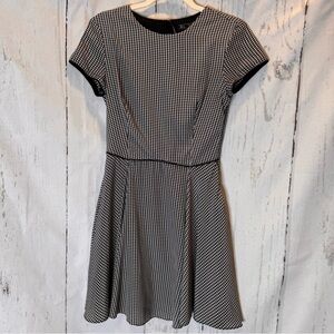 Zara Houndstooth Dress size small